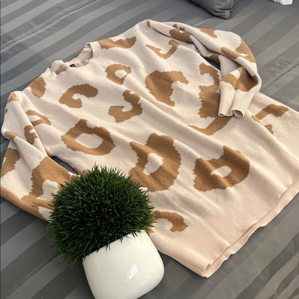 Oversized Sweater Animal Print Beige and Brown Leopard Patterned - Picture 3 of 9